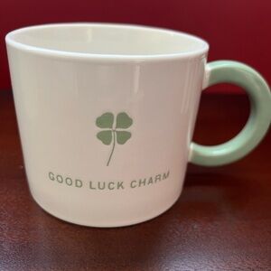 NWT Room Essentials “Good Luck Charm” Stoneware Mug with Green Handle, 16 oz